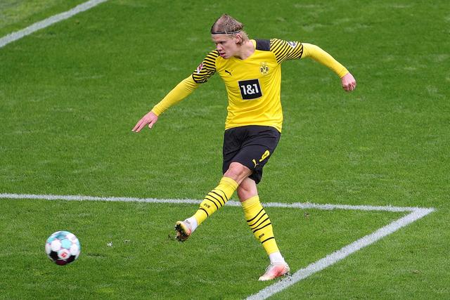 出的球员并 出的球员并